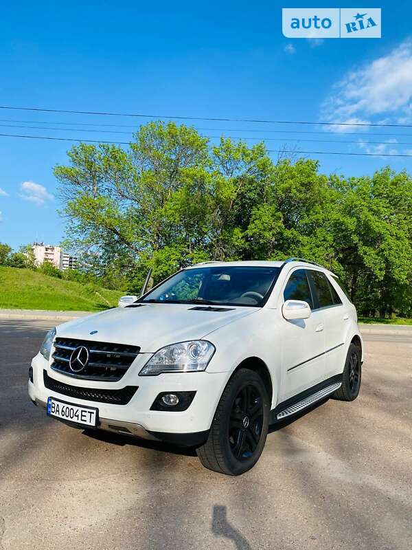 Позашляховик / Кросовер Mercedes-Benz M-Class 2009 в Кропивницькому