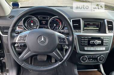 Позашляховик / Кросовер Mercedes-Benz M-Class 2013 в Хмельницькому