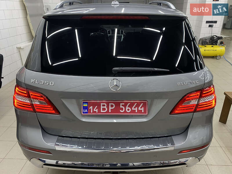 Внедорожник / Кроссовер Mercedes-Benz M-Class 2013 в Ивано-Франковске