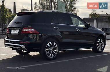 Mercedes-Benz M-Class 2015