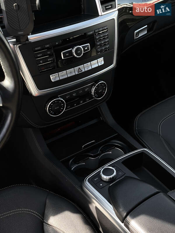Внедорожник / Кроссовер Mercedes-Benz M-Class 2015 в Одессе