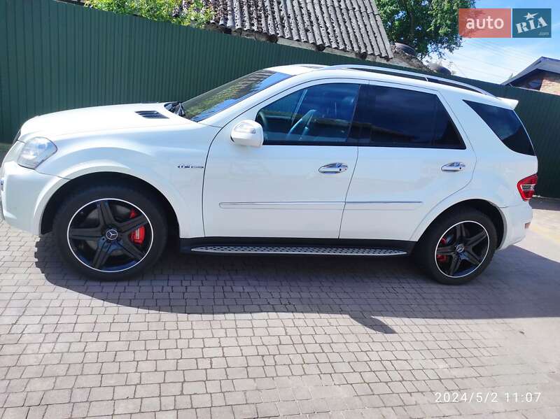 Внедорожник / Кроссовер Mercedes-Benz M-Class 2008 в Нововолынске