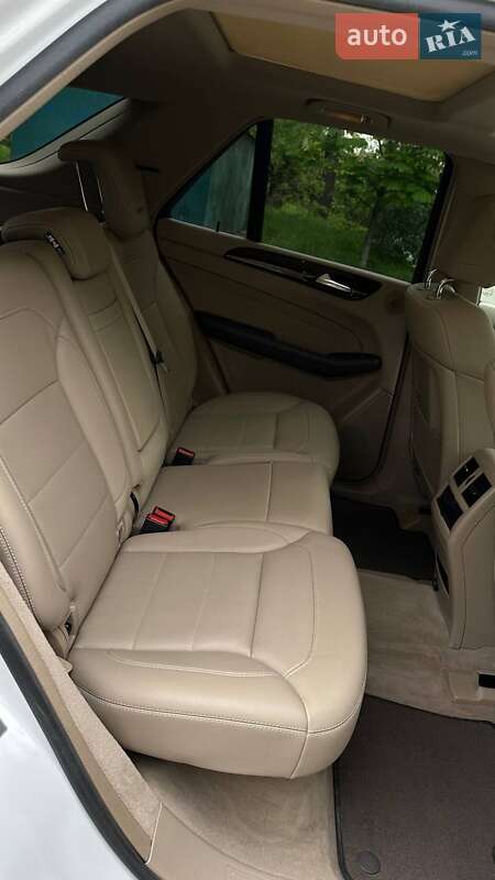 Позашляховик / Кросовер Mercedes-Benz M-Class 2013 в Одесі