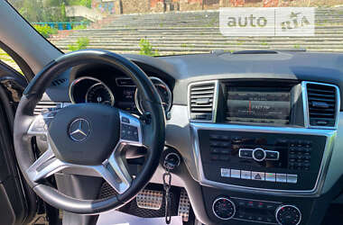 Внедорожник / Кроссовер Mercedes-Benz M-Class 2014 в Виннице