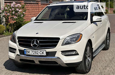 Позашляховик / Кросовер Mercedes-Benz M-Class 2012 в Рівному