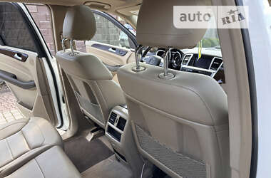 Внедорожник / Кроссовер Mercedes-Benz M-Class 2012 в Ровно