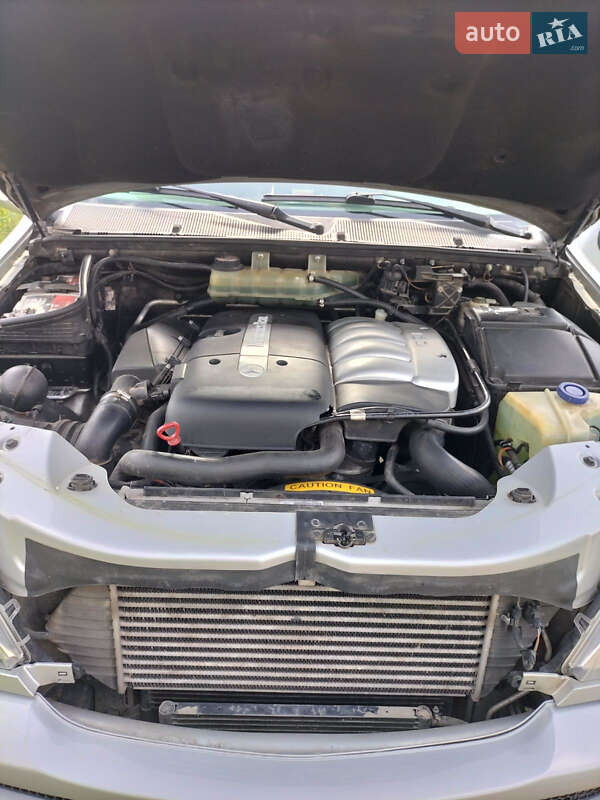 Внедорожник / Кроссовер Mercedes-Benz M-Class 2003 в Вараше