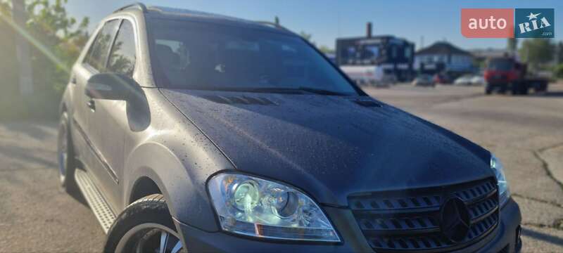 Позашляховик / Кросовер Mercedes-Benz M-Class 2007 в Баришівка