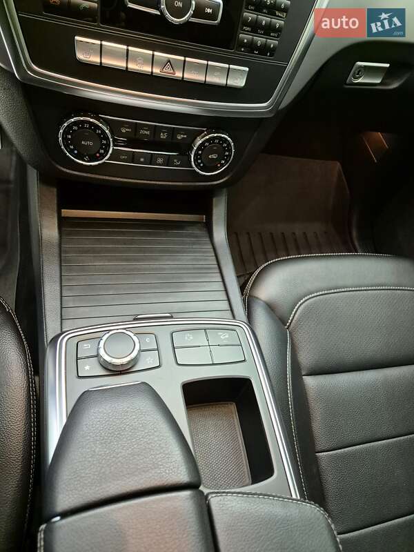 Внедорожник / Кроссовер Mercedes-Benz M-Class 2013 в Днепре