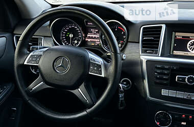 Внедорожник / Кроссовер Mercedes-Benz M-Class 2012 в Ивано-Франковске