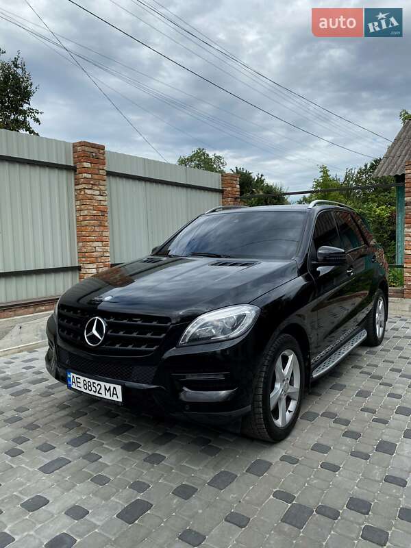 Внедорожник / Кроссовер Mercedes-Benz M-Class 2013 в Днепре