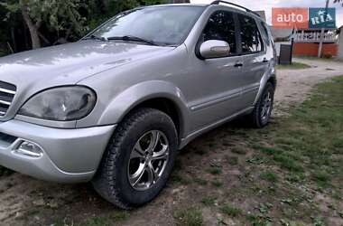 Внедорожник / Кроссовер Mercedes-Benz M-Class 2002 в 