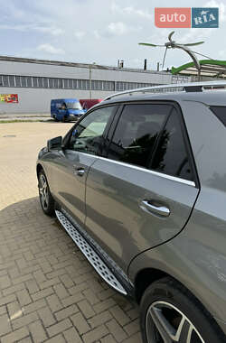 Внедорожник / Кроссовер Mercedes-Benz M-Class 2015 в 