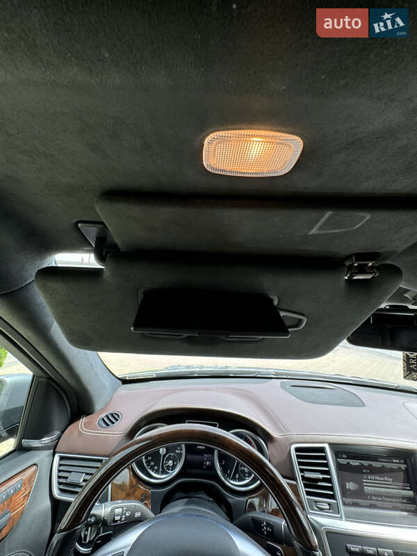 Внедорожник / Кроссовер Mercedes-Benz M-Class 2015 в Хмельницком