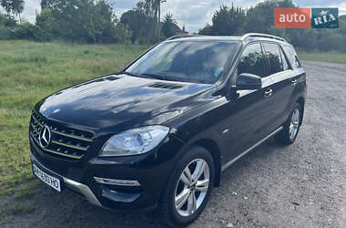 Mercedes-Benz M-Class 2013 Mercedes-Benz M-Class 2013