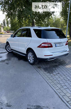 Внедорожник / Кроссовер Mercedes-Benz M-Class 2013 в Горишних Плавнях