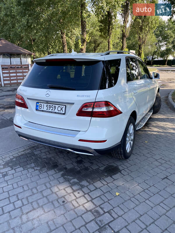 Внедорожник / Кроссовер Mercedes-Benz M-Class 2013 в Горишних Плавнях