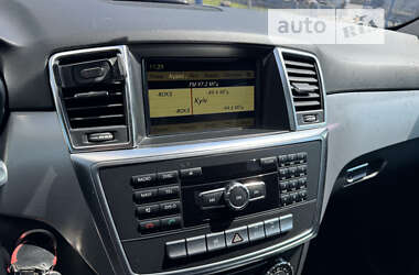 Внедорожник / Кроссовер Mercedes-Benz M-Class 2012 в Киеве