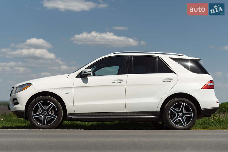 Внедорожник / Кроссовер Mercedes-Benz M-Class 2011 в Тернополе