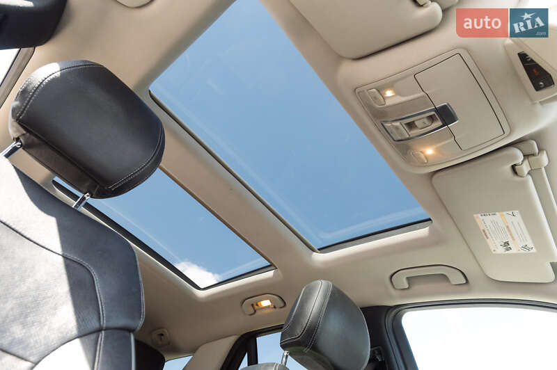 Внедорожник / Кроссовер Mercedes-Benz M-Class 2011 в Тернополе