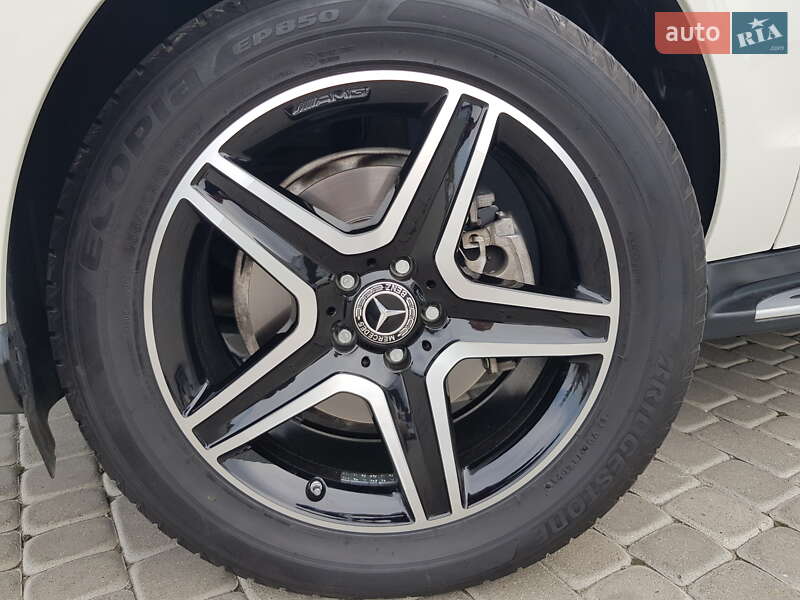 Внедорожник / Кроссовер Mercedes-Benz M-Class 2011 в Тернополе