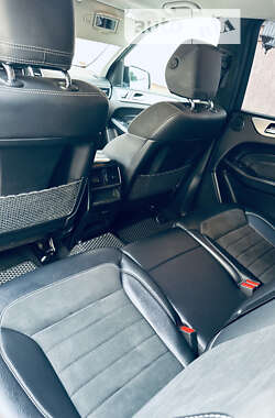 Внедорожник / Кроссовер Mercedes-Benz M-Class 2012 в 