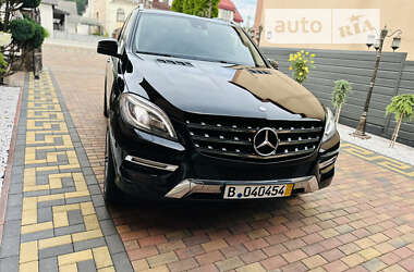 Внедорожник / Кроссовер Mercedes-Benz M-Class 2012 в 