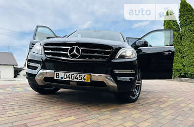 Внедорожник / Кроссовер Mercedes-Benz M-Class 2012 в 
