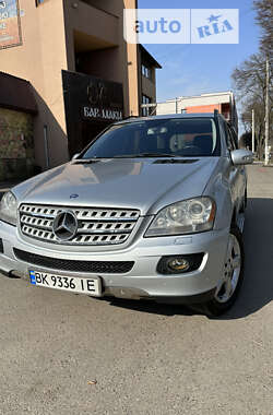 Mercedes-Benz M-Class 2007