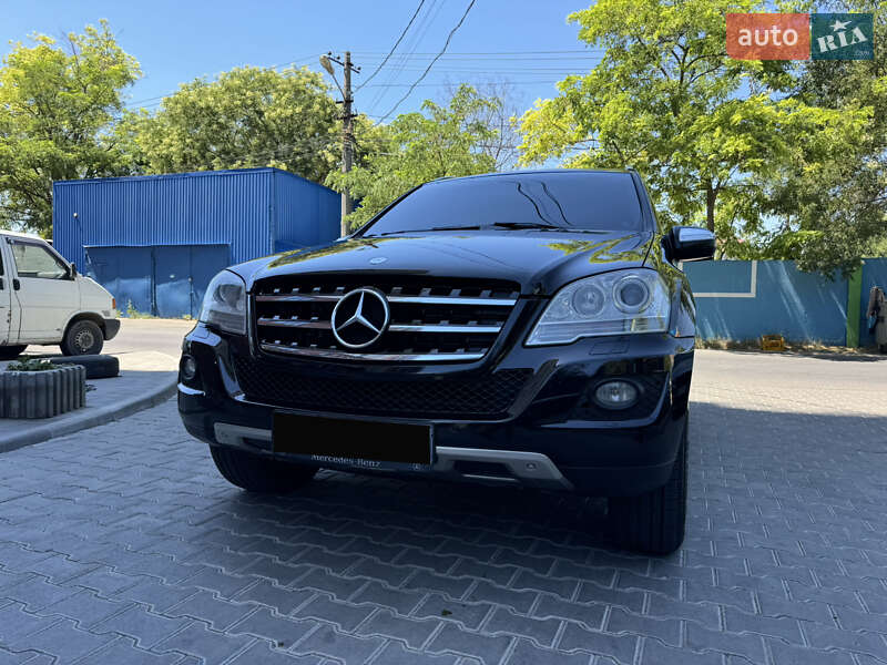 Внедорожник / Кроссовер Mercedes-Benz M-Class 2008 в Одессе