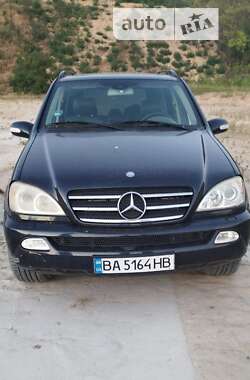 Внедорожник / Кроссовер Mercedes-Benz M-Class 2003 в Александрие