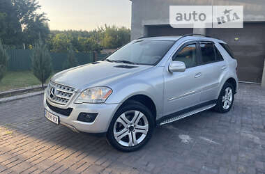 Mercedes-Benz M-Class 2009