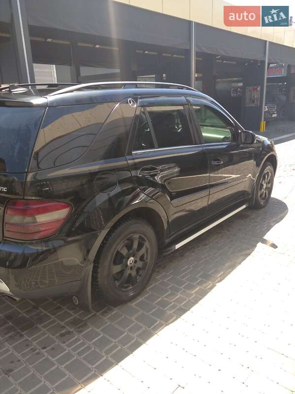 Внедорожник / Кроссовер Mercedes-Benz M-Class 2006 в Одессе фото 8 Внедорожник / Кроссовер Mercedes-Benz M-Class 2006 в Одессе