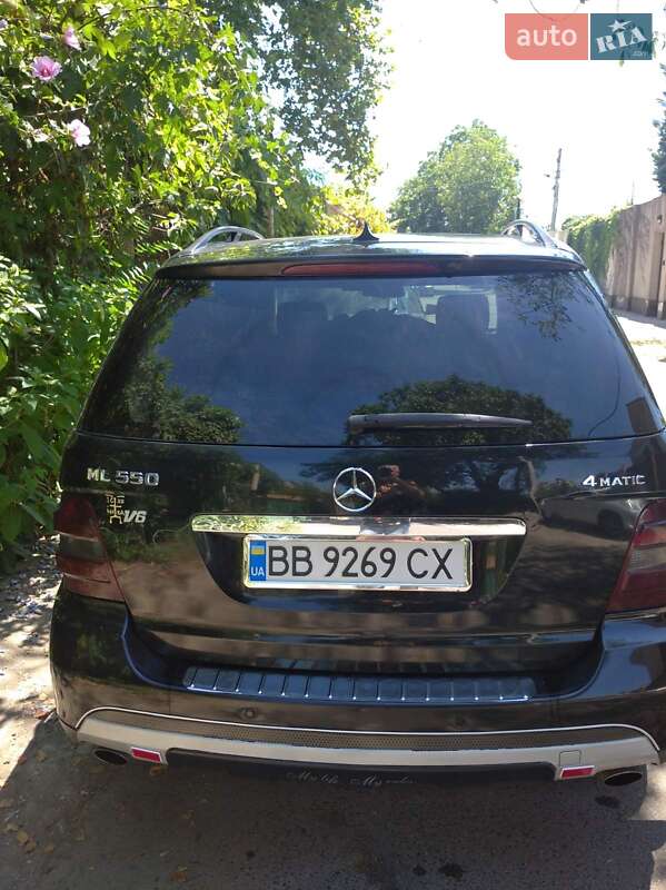 Внедорожник / Кроссовер Mercedes-Benz M-Class 2006 в Одессе фото 3 Внедорожник / Кроссовер Mercedes-Benz M-Class 2006 в Одессе