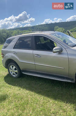 Mercedes-Benz M-Class 2007 Mercedes-Benz M-Class 2007