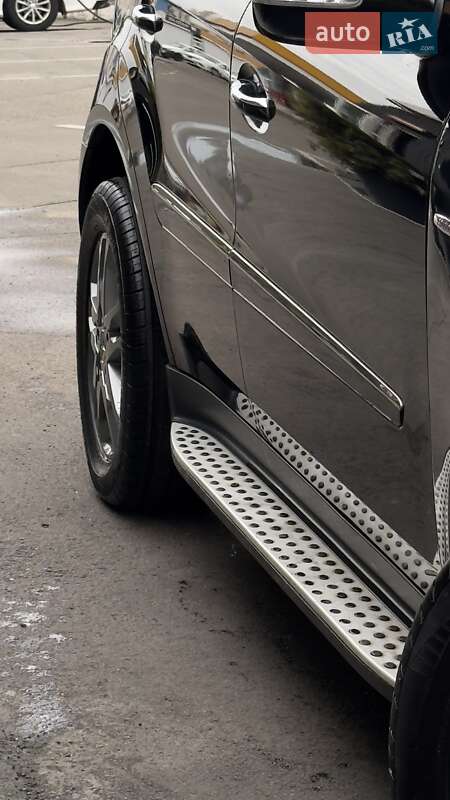Внедорожник / Кроссовер Mercedes-Benz M-Class 2007 в Киеве