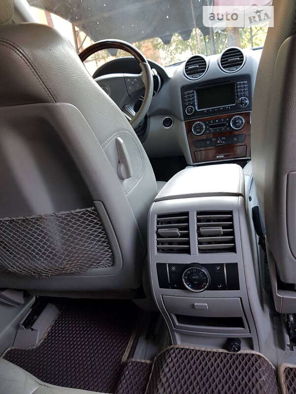 Внедорожник / Кроссовер Mercedes-Benz M-Class 2007 в Дрогобыче