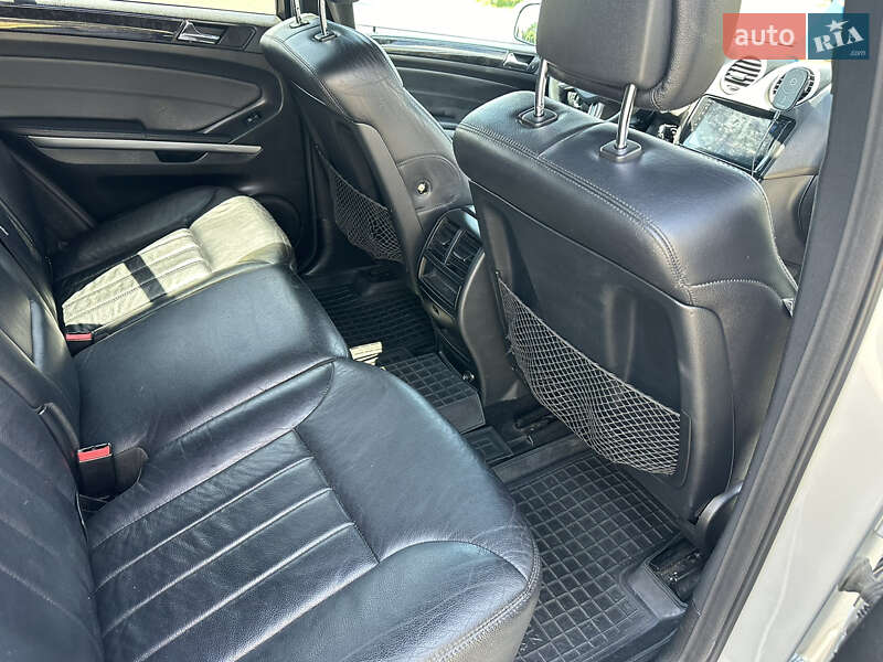 Внедорожник / Кроссовер Mercedes-Benz M-Class 2008 в Буче