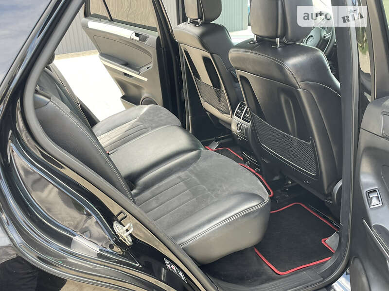 Внедорожник / Кроссовер Mercedes-Benz M-Class 2006 в Дрогобыче