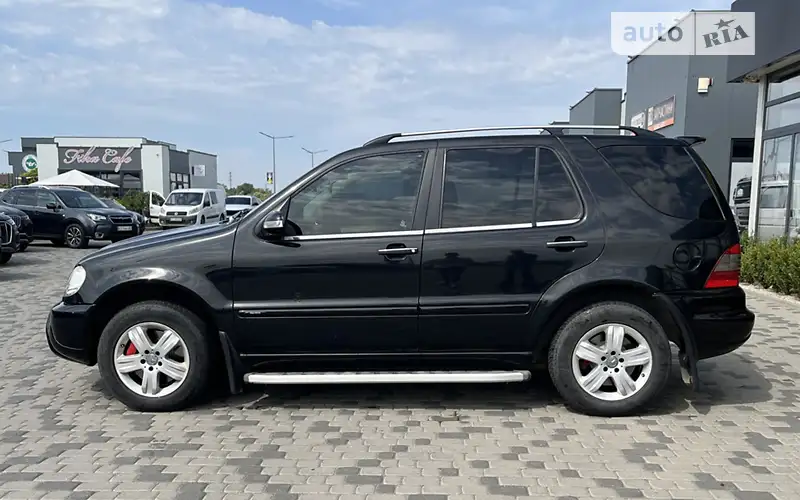 Mercedes-Benz M-Class 2004
