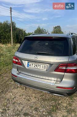 Внедорожник / Кроссовер Mercedes-Benz M-Class 2012 в 