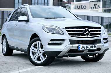 Внедорожник / Кроссовер Mercedes-Benz M-Class 2013 в Львове