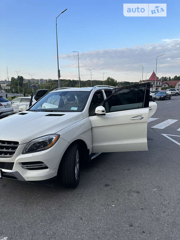 Позашляховик / Кросовер Mercedes-Benz M-Class 2013 в Вінниці