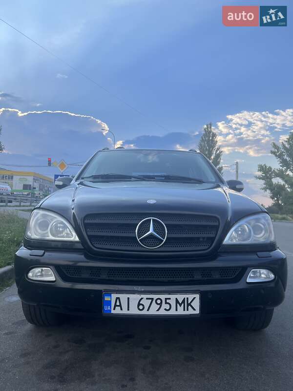Внедорожник / Кроссовер Mercedes-Benz M-Class 2003 в Киеве