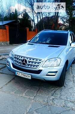 Внедорожник / Кроссовер Mercedes-Benz M-Class 2011 в Харькове