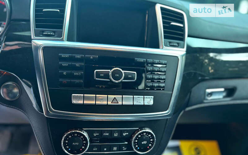 Внедорожник / Кроссовер Mercedes-Benz M-Class 2014 в Черновцах