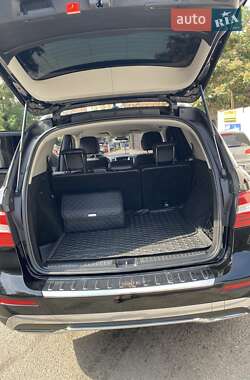Внедорожник / Кроссовер Mercedes-Benz M-Class 2012 в 
