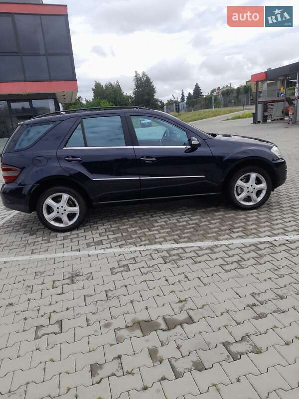 Внедорожник / Кроссовер Mercedes-Benz M-Class 2007 в Львове