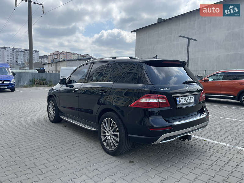 Внедорожник / Кроссовер Mercedes-Benz M-Class 2012 в Ивано-Франковске