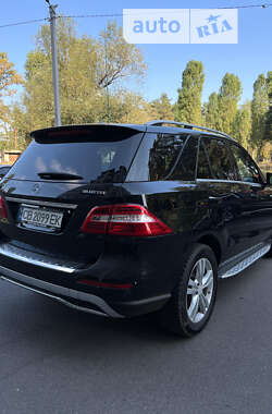 Внедорожник / Кроссовер Mercedes-Benz M-Class 2012 в Чернигове